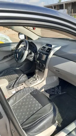 Toyota Corolla 2013 Gray