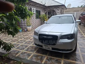 Chrysler 300C 2019 Silver