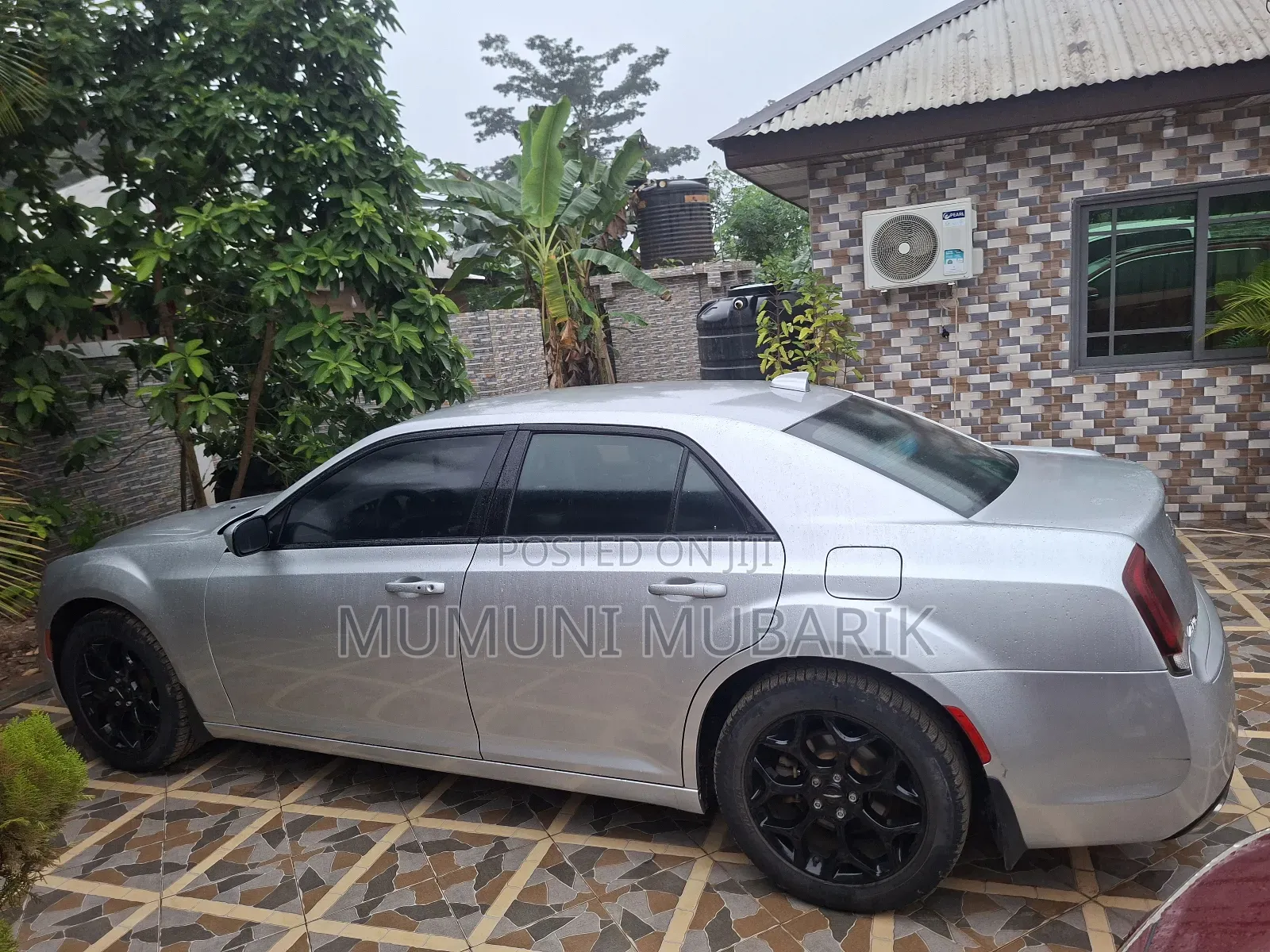 Chrysler 300C 2019 Silver