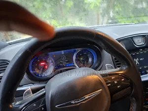 Chrysler 300C 2019 Silver