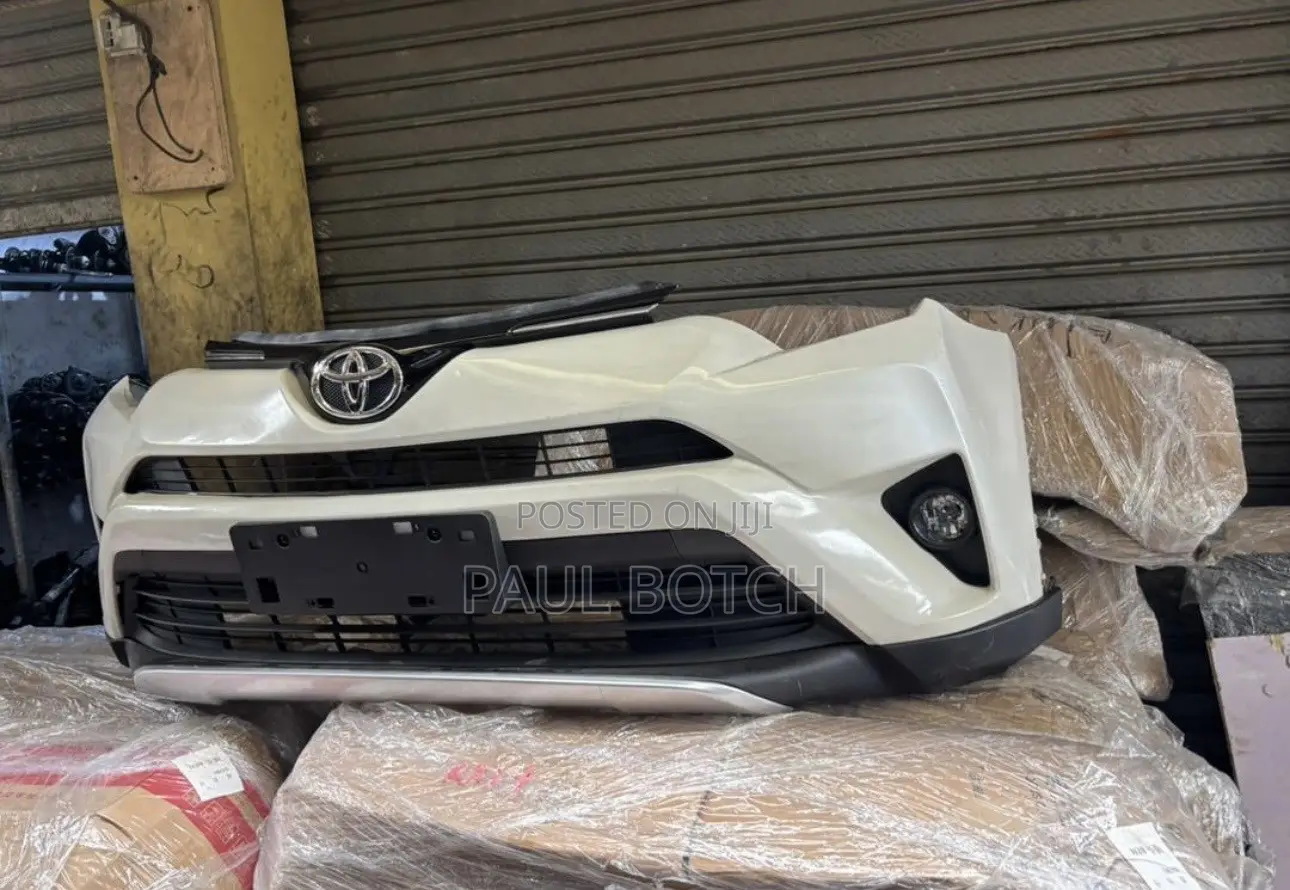 2016,2017,2018 Toyota RAV4 Complete Front Bumper(used)