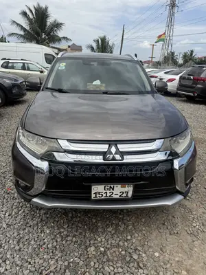 Mitsubishi Outlander 2017 Gray