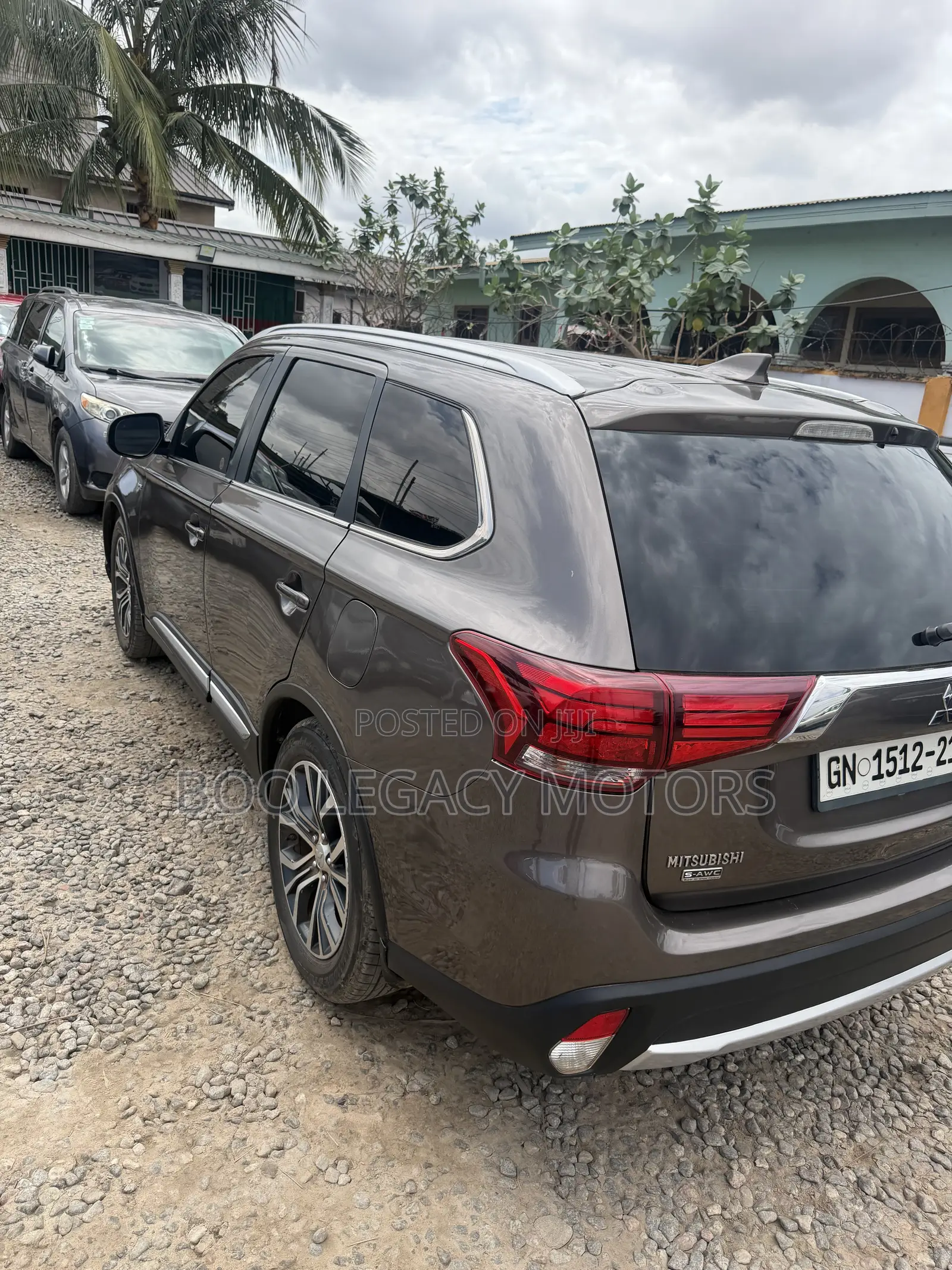 Mitsubishi Outlander 2017 Gray