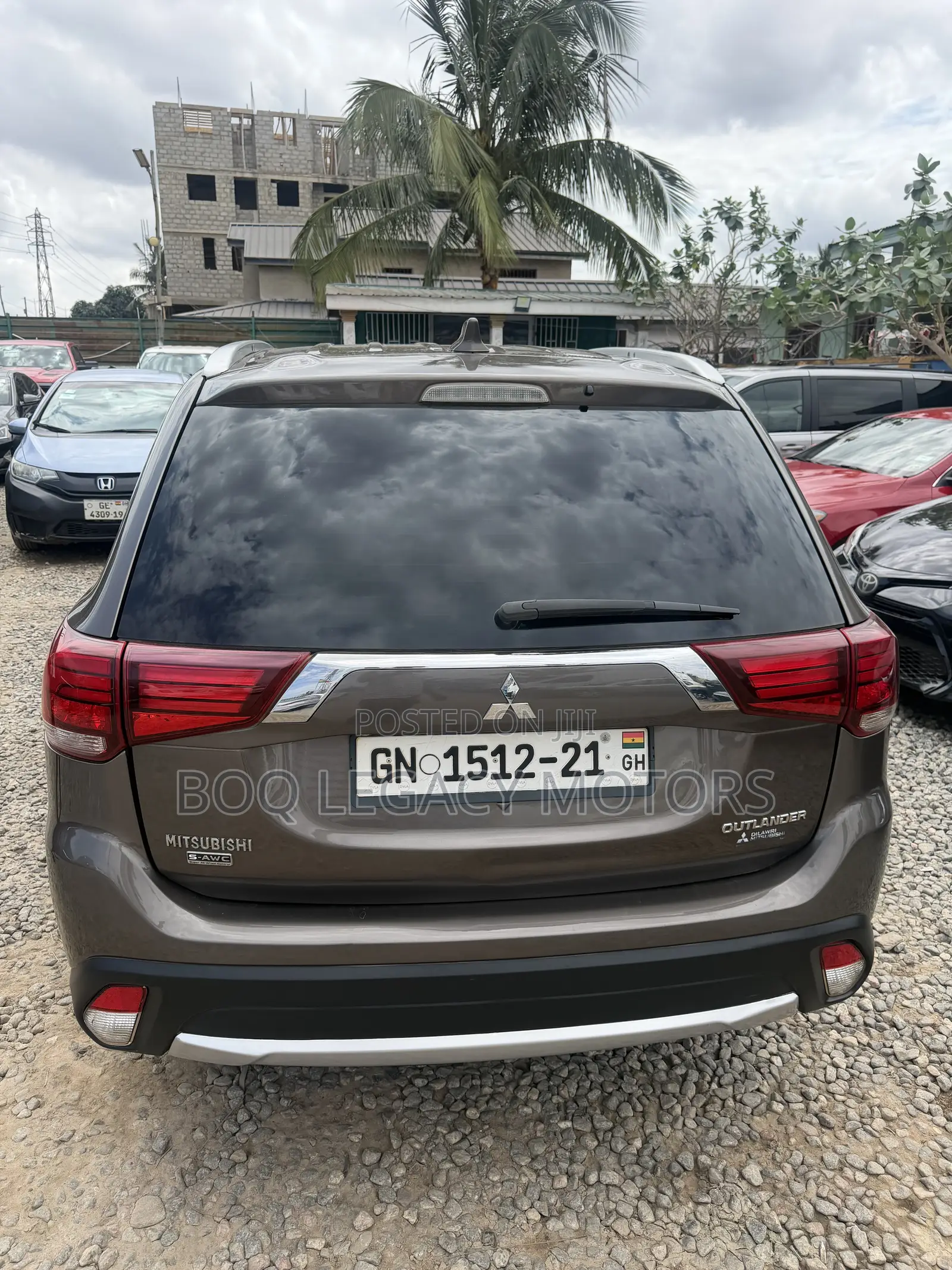 Mitsubishi Outlander 2017 Gray