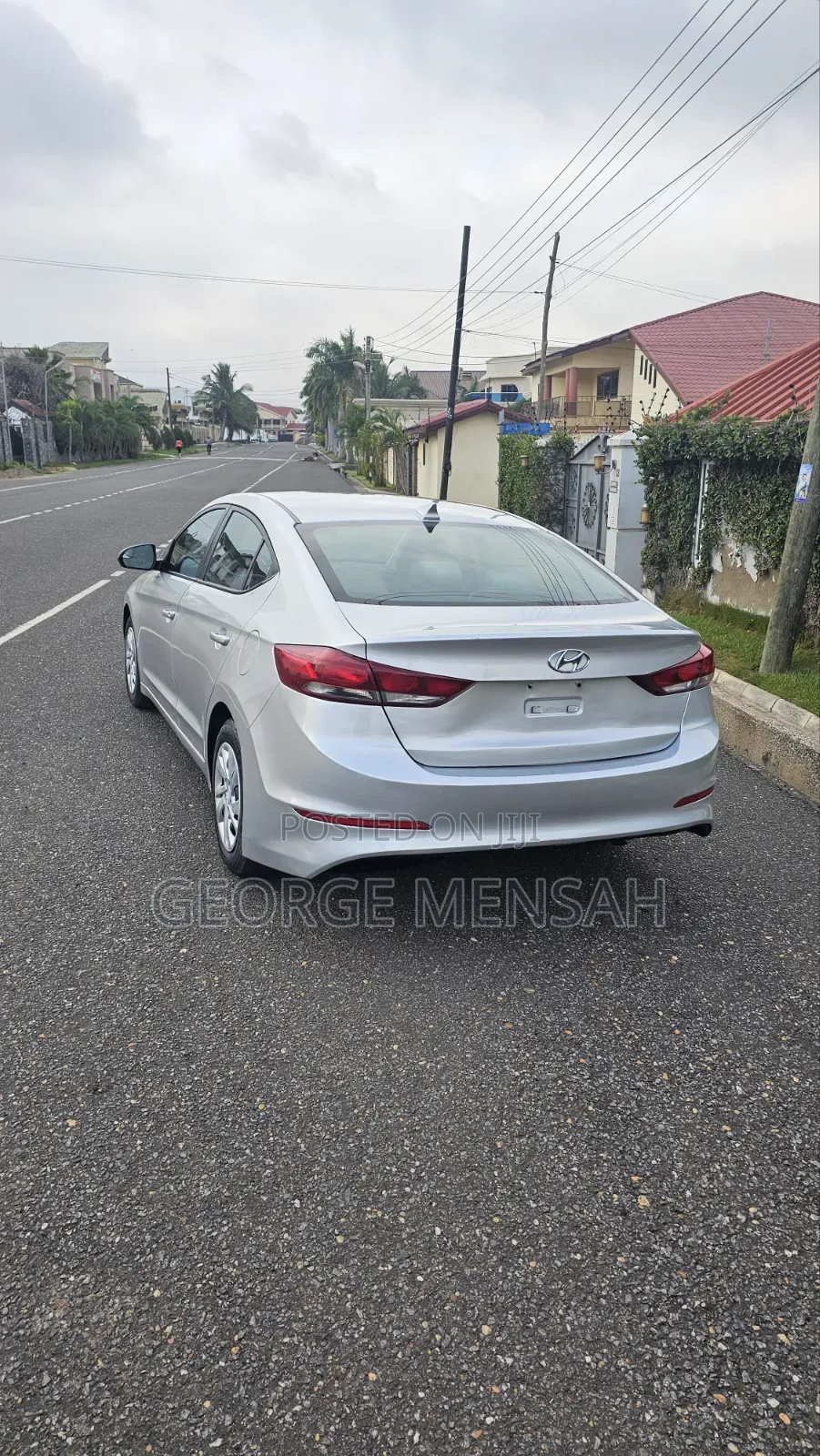 Hyundai Elantra SE Sedan FWD (2.0L 4cyl 6M) 2017 Silver