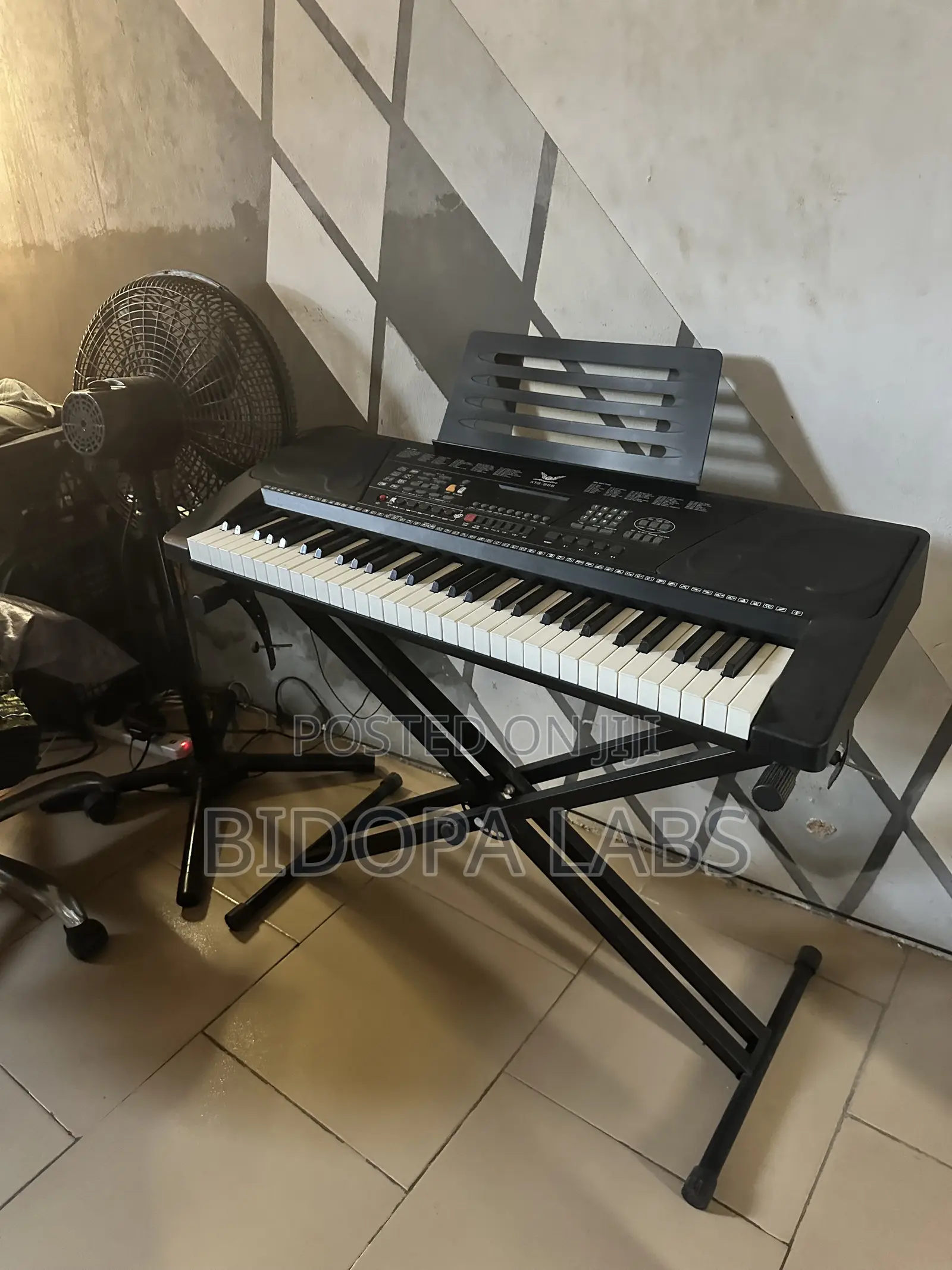 Angeles Piano Keyboard