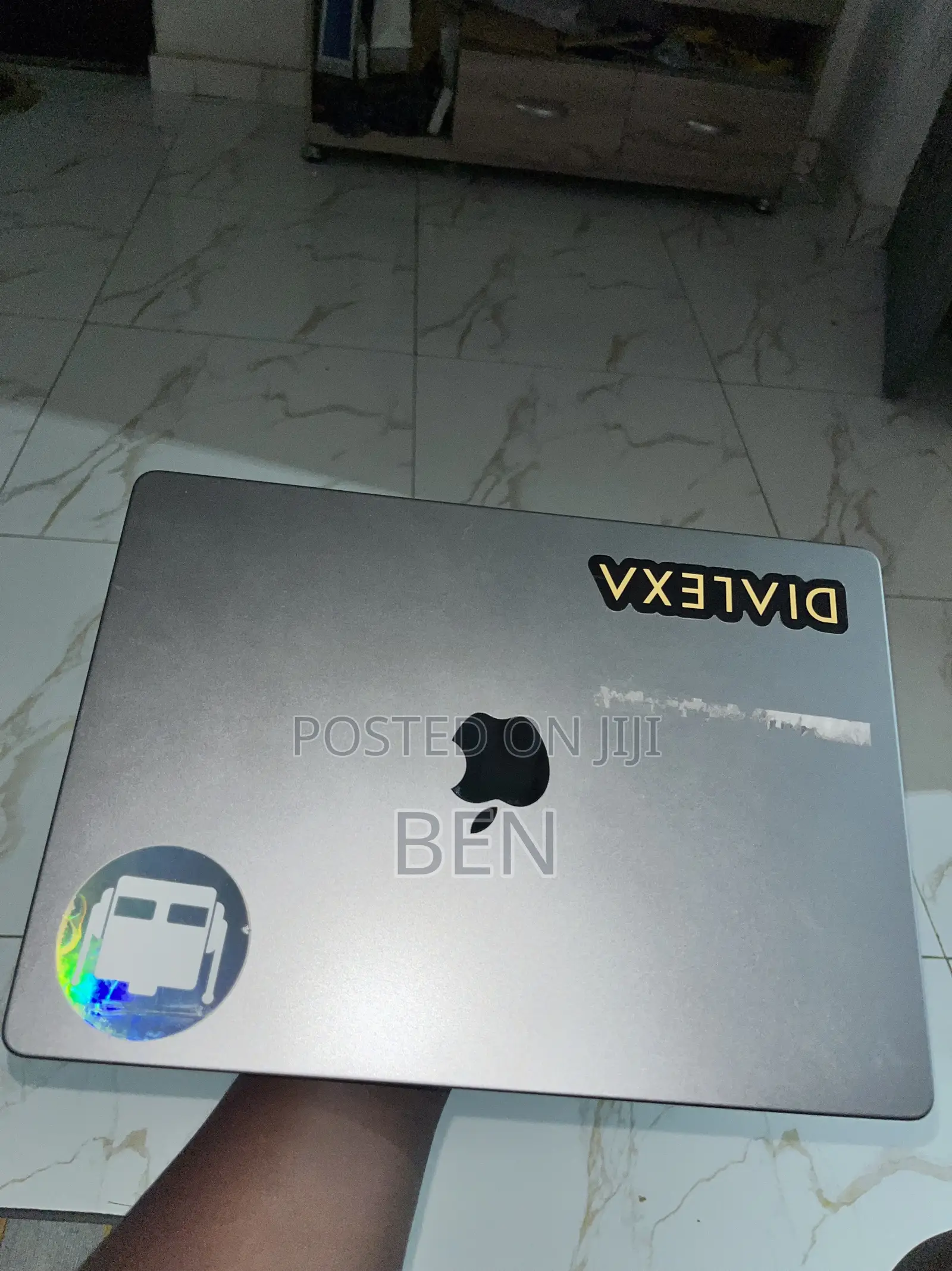 Laptop Apple MacBook Pro 2021 M1 Max 16GB Apple M1 Pro SSD 512GB