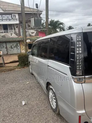 Toyota Voxy Hybrid V 2WD 7-Seater 2015 Silver