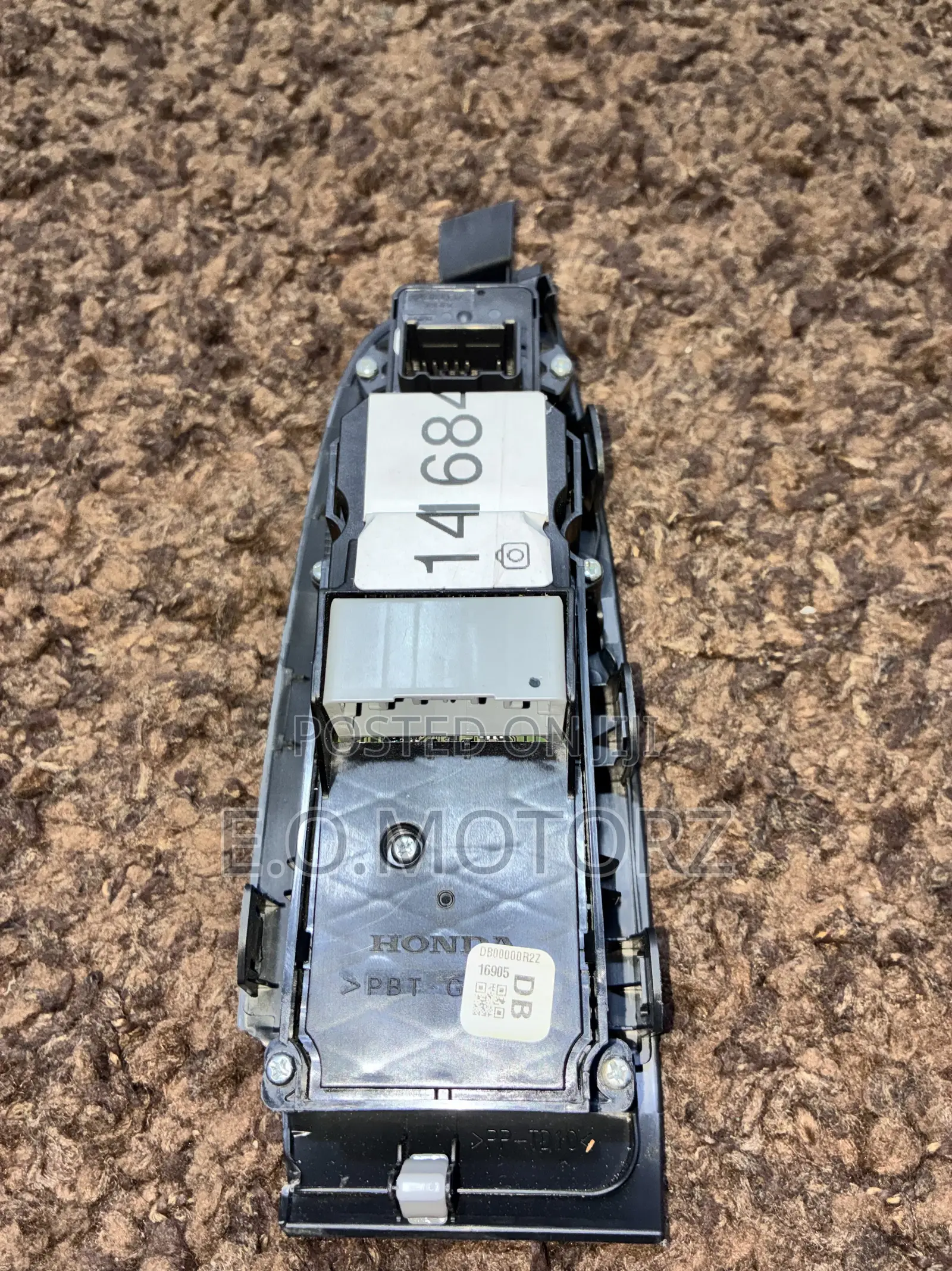 Honda Driver Side Door Switch With Cover