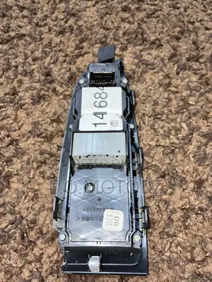 Honda Driver Side Door Switch With Cover