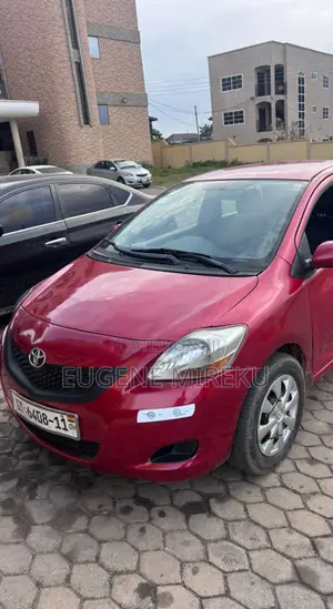 Toyota Yaris 2010 Red