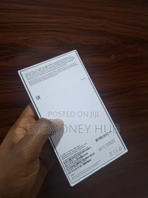 New Apple iPhone 11 128 GB Black