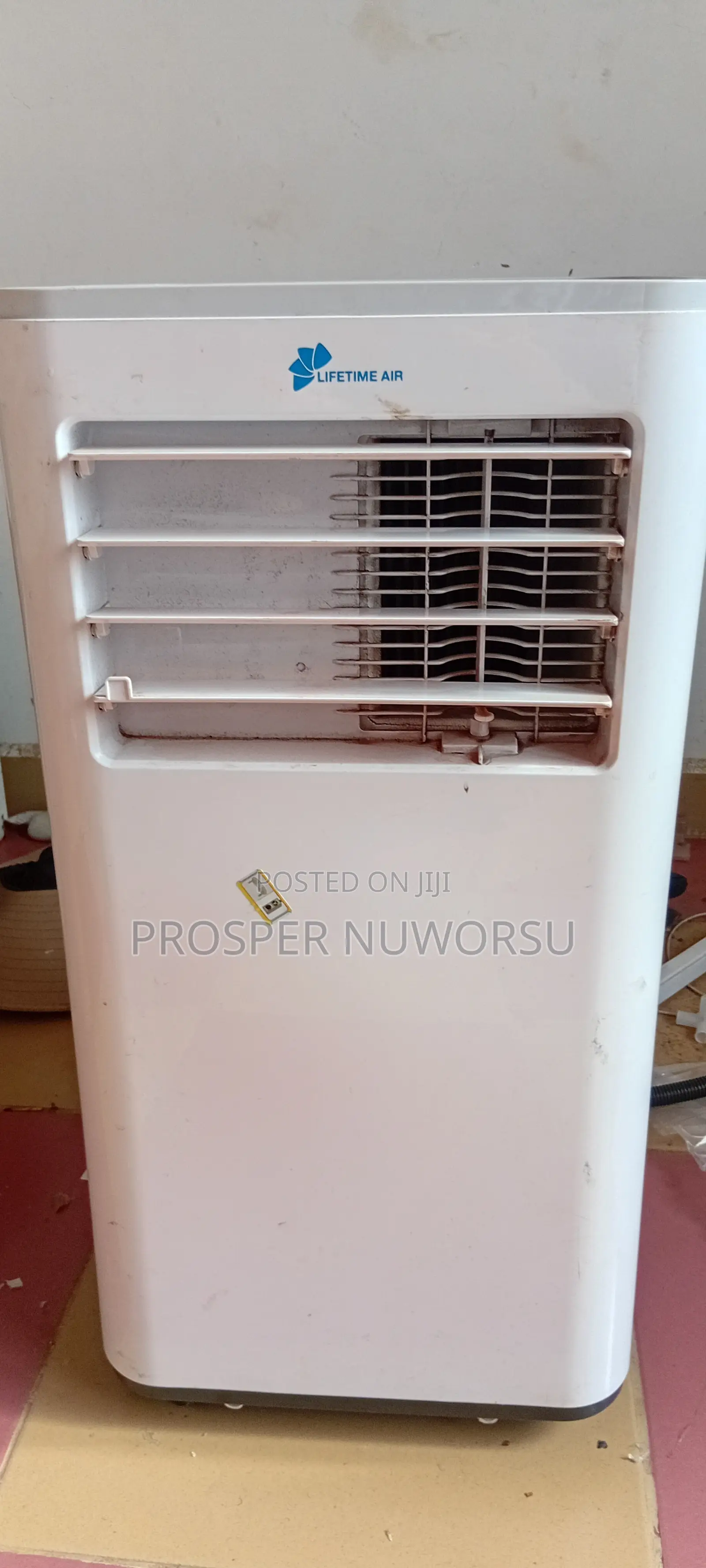 Uesd Portable Standing Air Condition