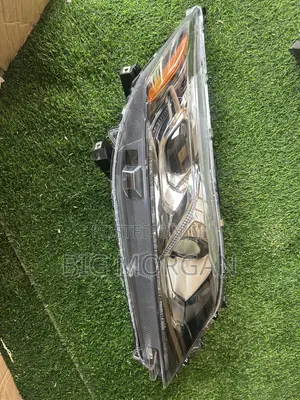 Mitsubishi Eclipse Cross 2018 2019 2020 Headlight Pair