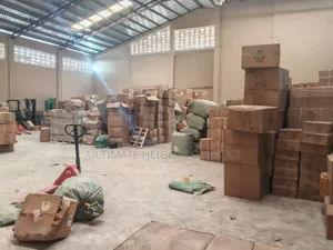 Warehouse 750 Square Meters for Rent at Achimota