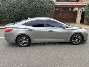 Hyundai Grandeur 2016 Silver