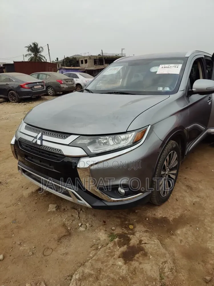 Mitsubishi Outlander Sport ES 2.0 2019 Gray