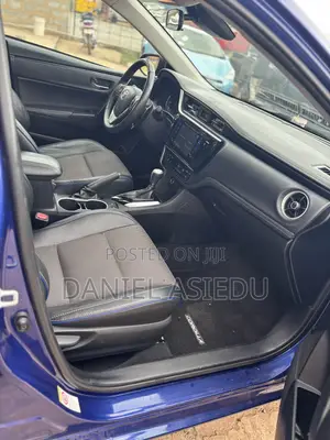 Toyota Corolla SE Special Edition 4dr Sedan (1.8L 4cyl CVT) 2017 Blue