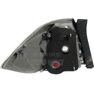 Toyota Highlander 2008-2010 Rear Tail Light
