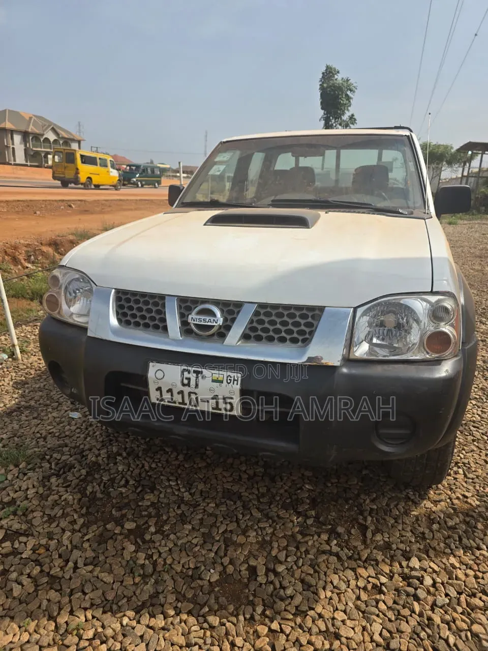 Nissan Hardbody 2015 White