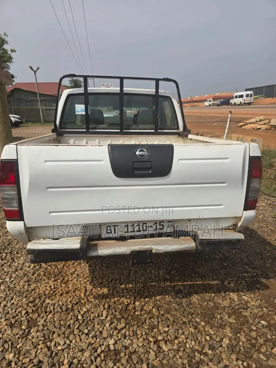 Nissan Hardbody 2015 White