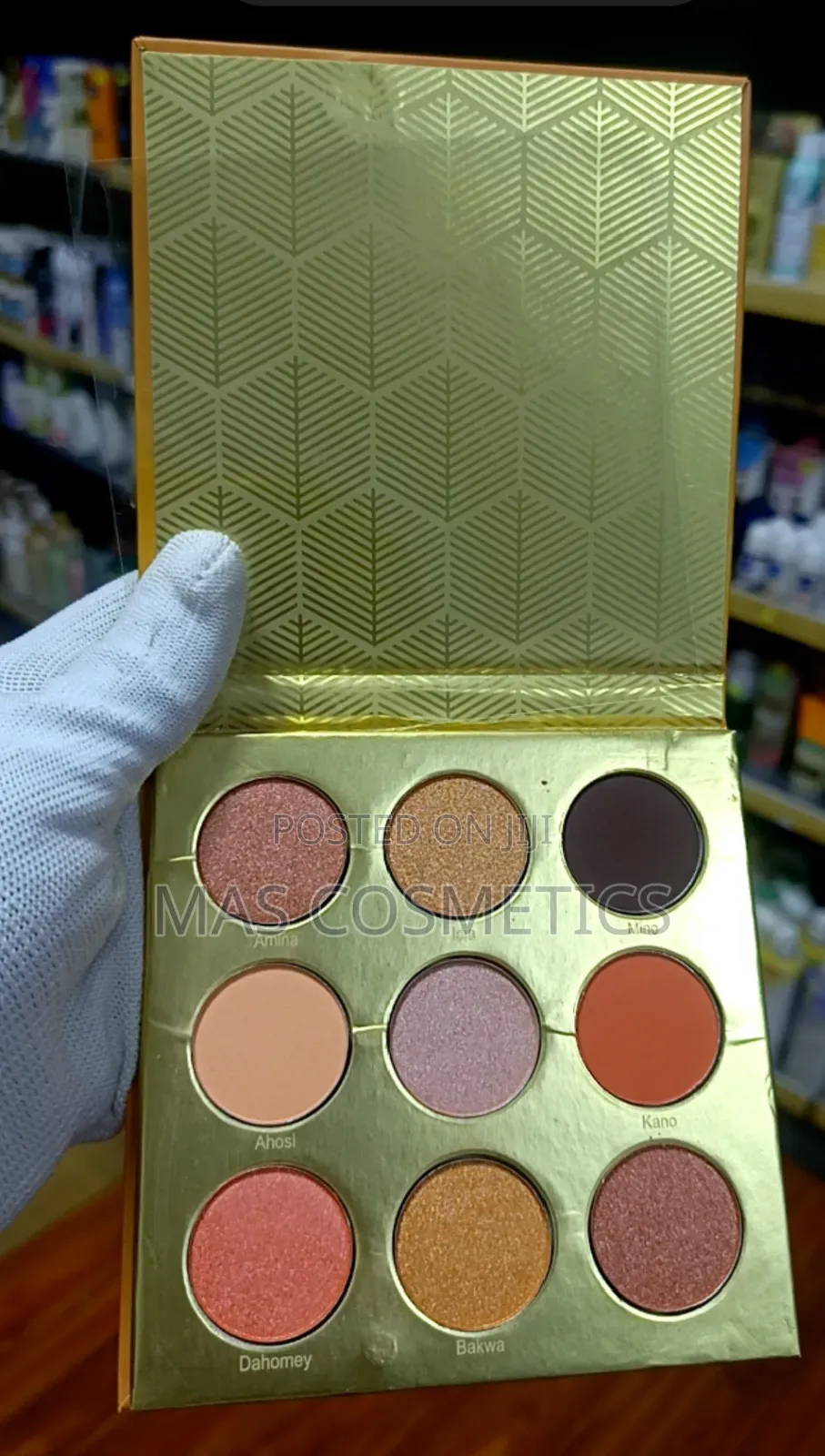 The Warrior Eyeshadow Juvias Palette