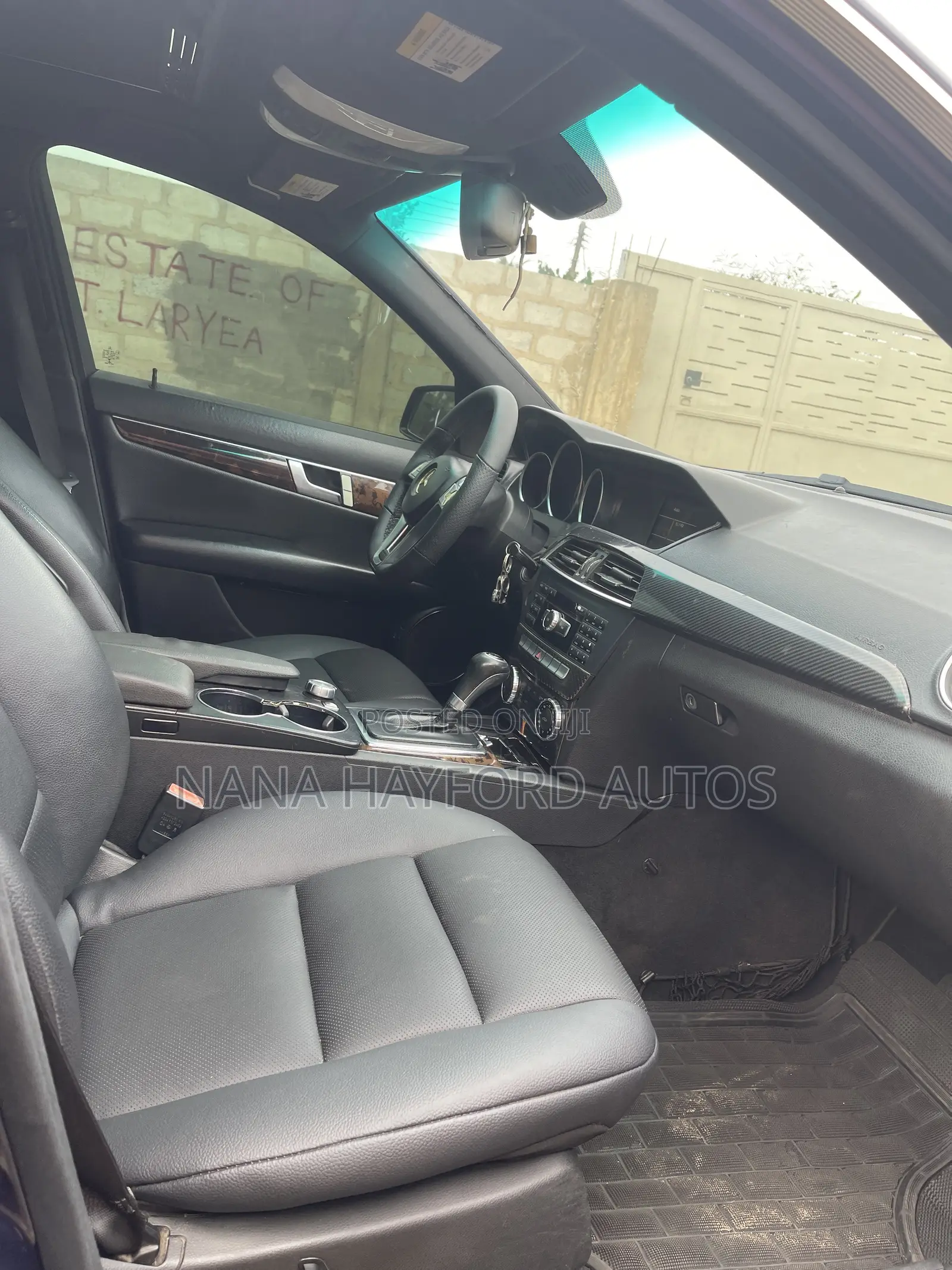 Mercedes-Benz C250 2014 Blue
