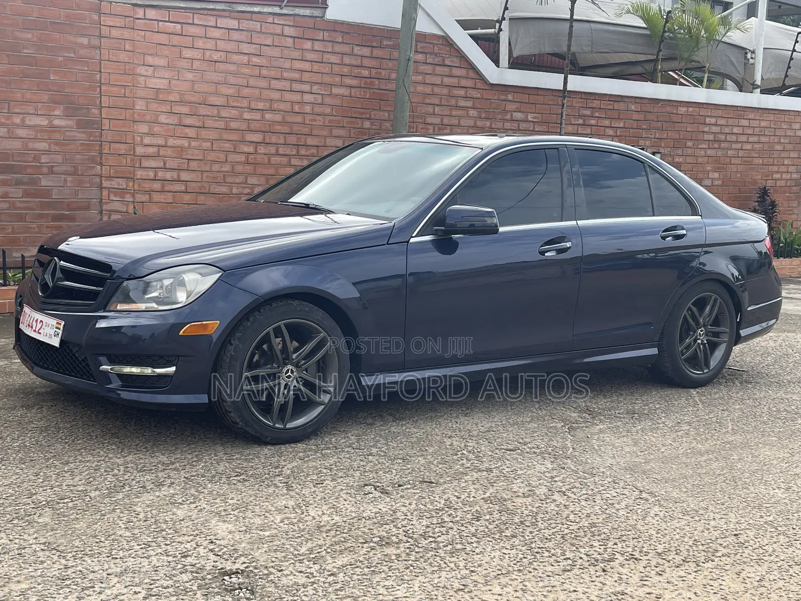 Mercedes-Benz C250 2014 Blue