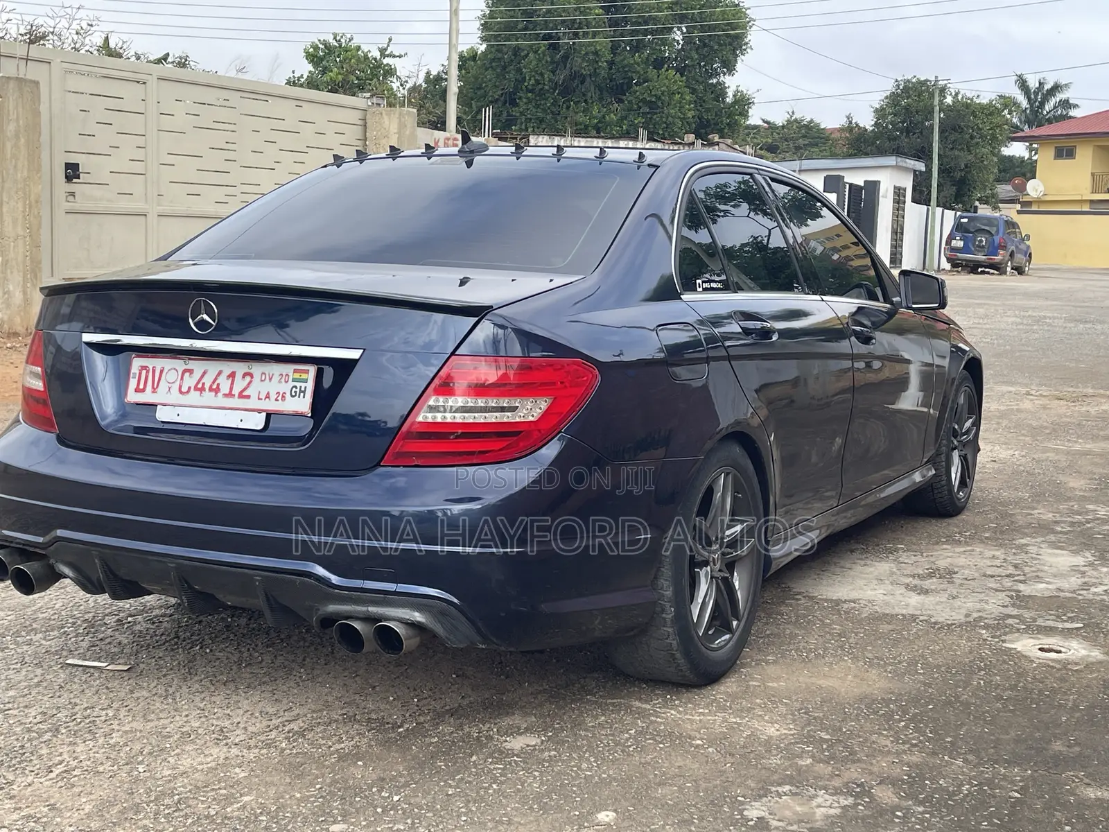 Mercedes-Benz C250 2014 Blue