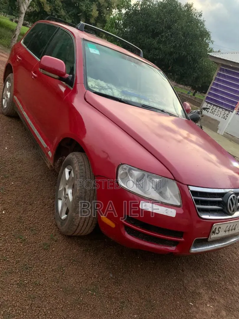 Volkswagen Touareg 2008 Red