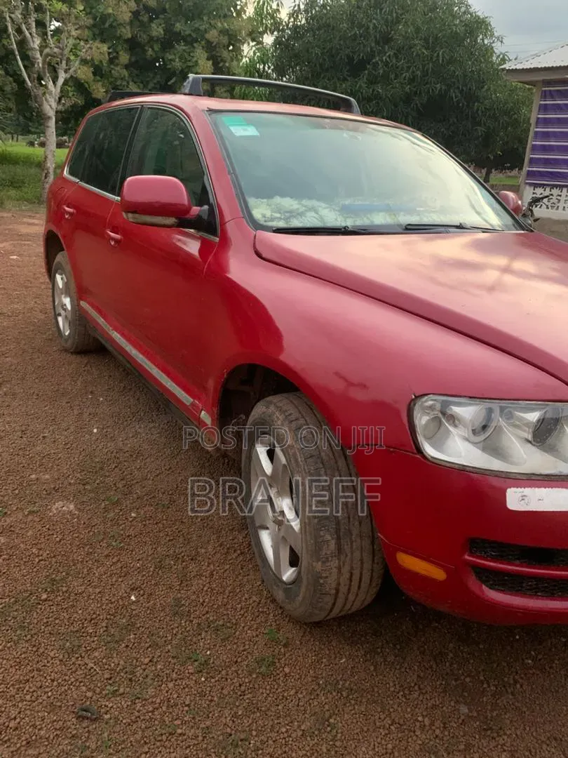 Volkswagen Touareg 2008 Red