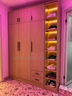 Modern Wardrobe With Shoe Rack Display