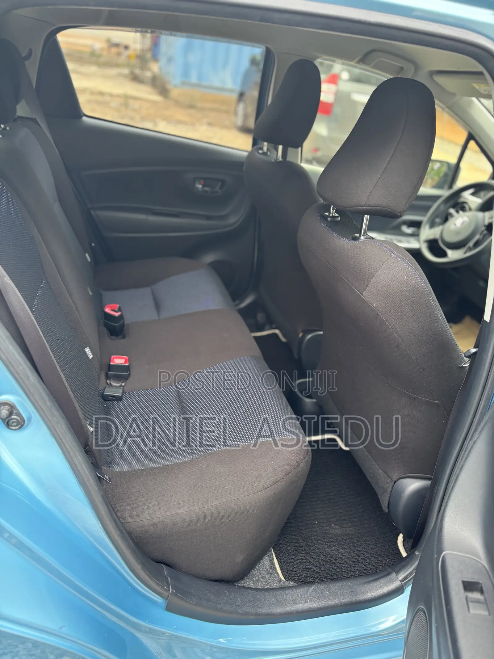 Toyota Vitz 1.3 AWD 3dr 2016 Blue