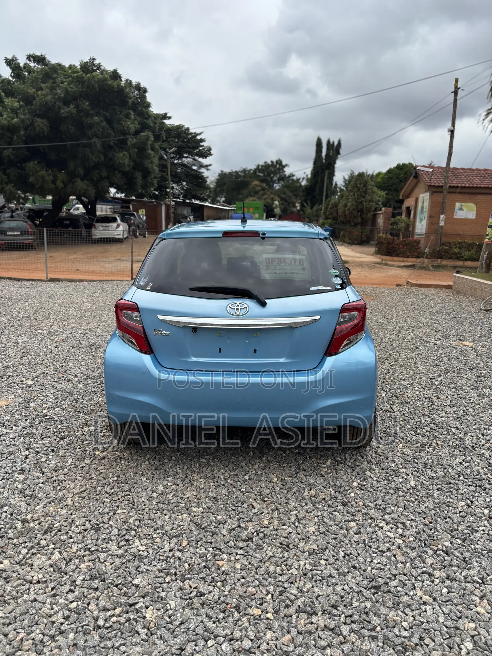 Toyota Vitz 1.3 AWD 3dr 2016 Blue