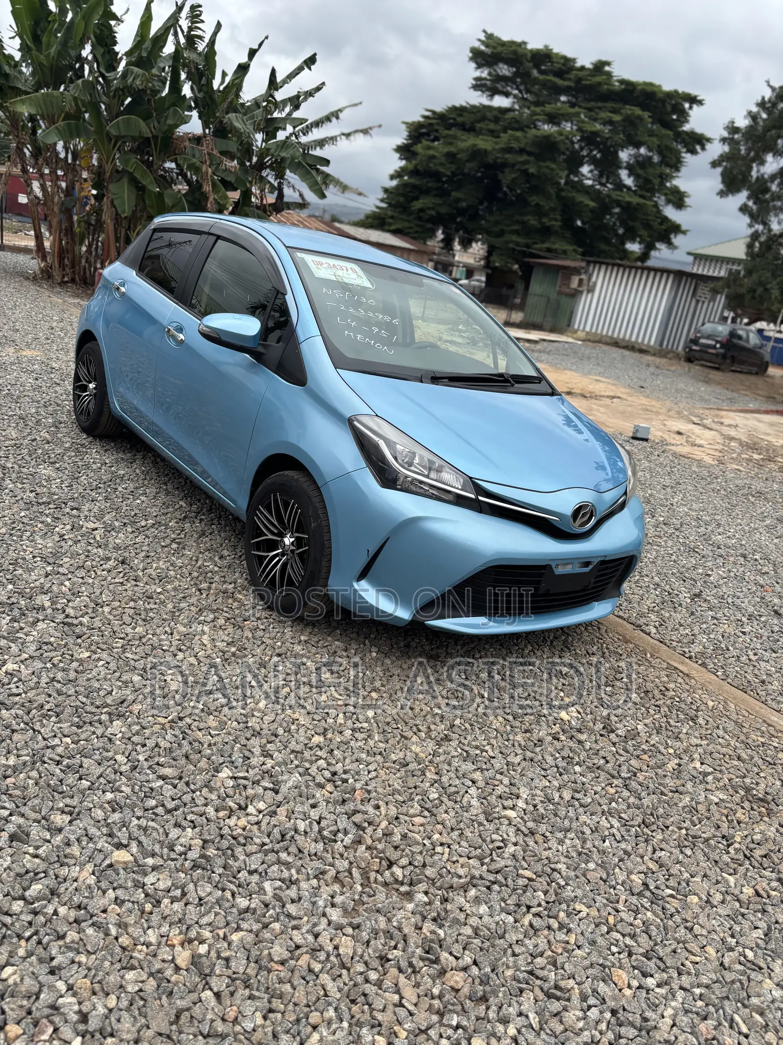 Toyota Vitz 1.3 AWD 3dr 2016 Blue