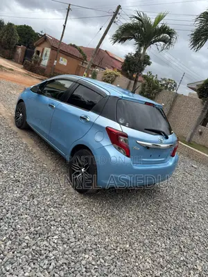 Toyota Vitz 1.3 AWD 3dr 2016 Blue
