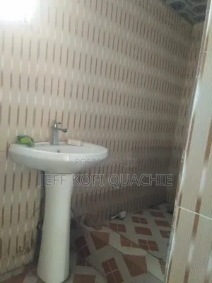 1bdrm Apartment in Quachie Estate, Pig Farm for rent