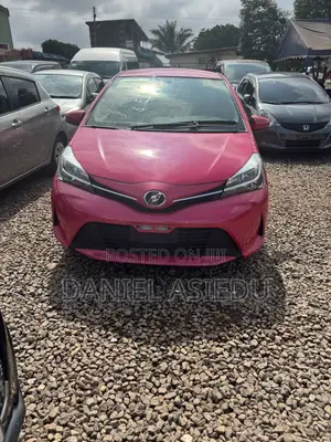 Toyota Vitz 1.3 AWD 3dr 2016 Pink