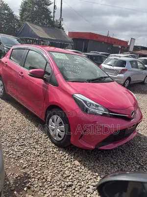 Toyota Vitz 1.3 AWD 3dr 2016 Pink