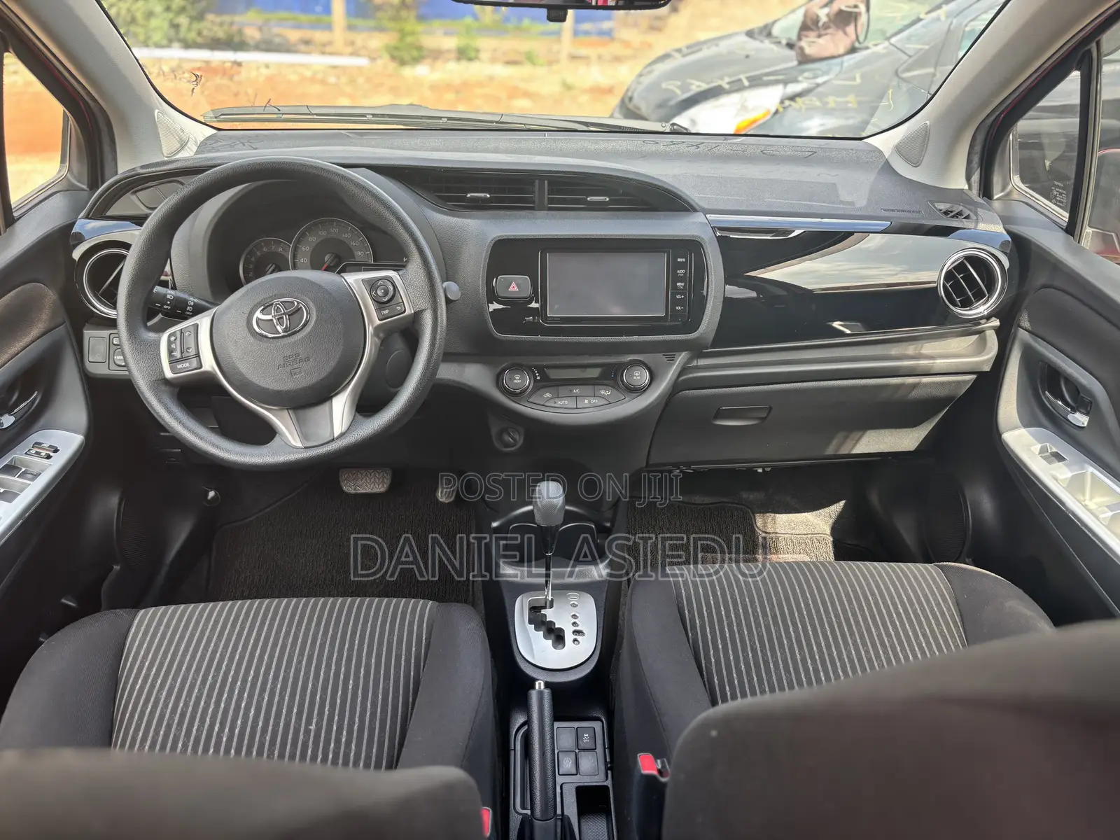 Toyota Vitz 1.3 AWD 3dr 2016 Pink