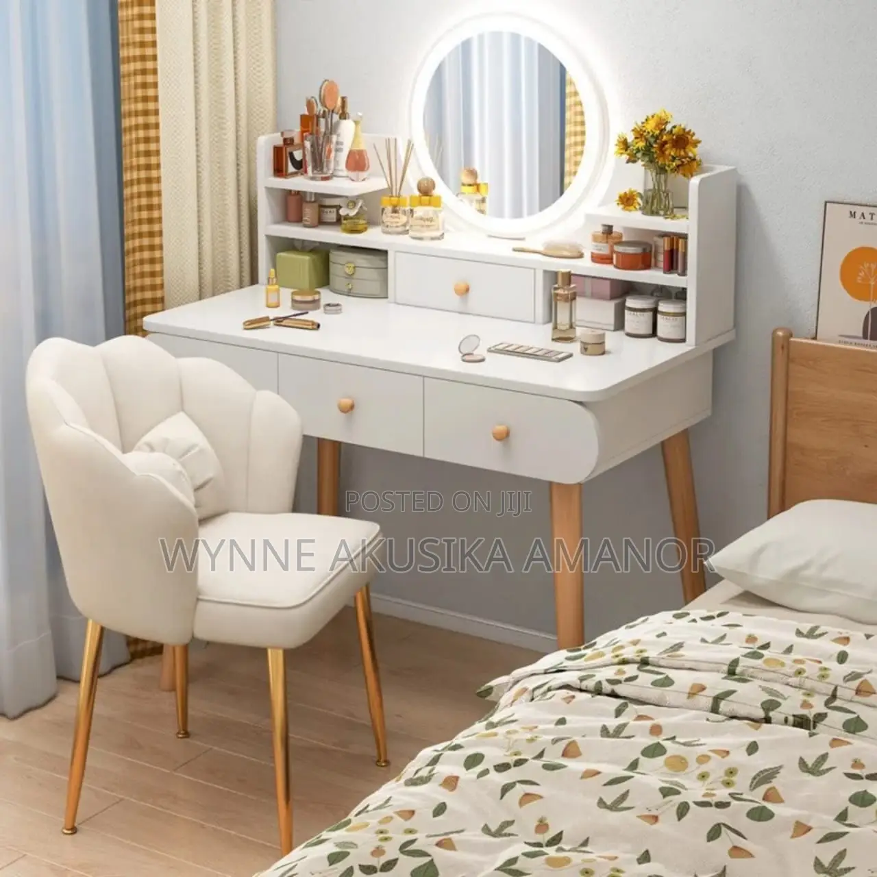 Dressing Mirror and Table With Ring Light