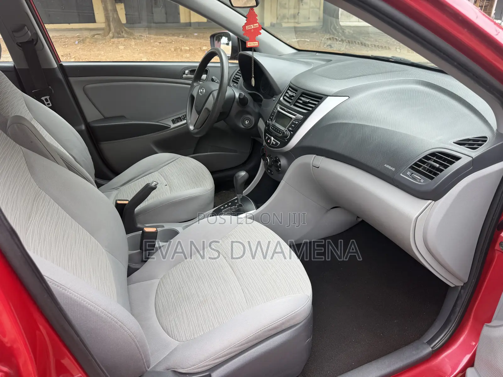 Hyundai Accent SE Sedan 2017 Red