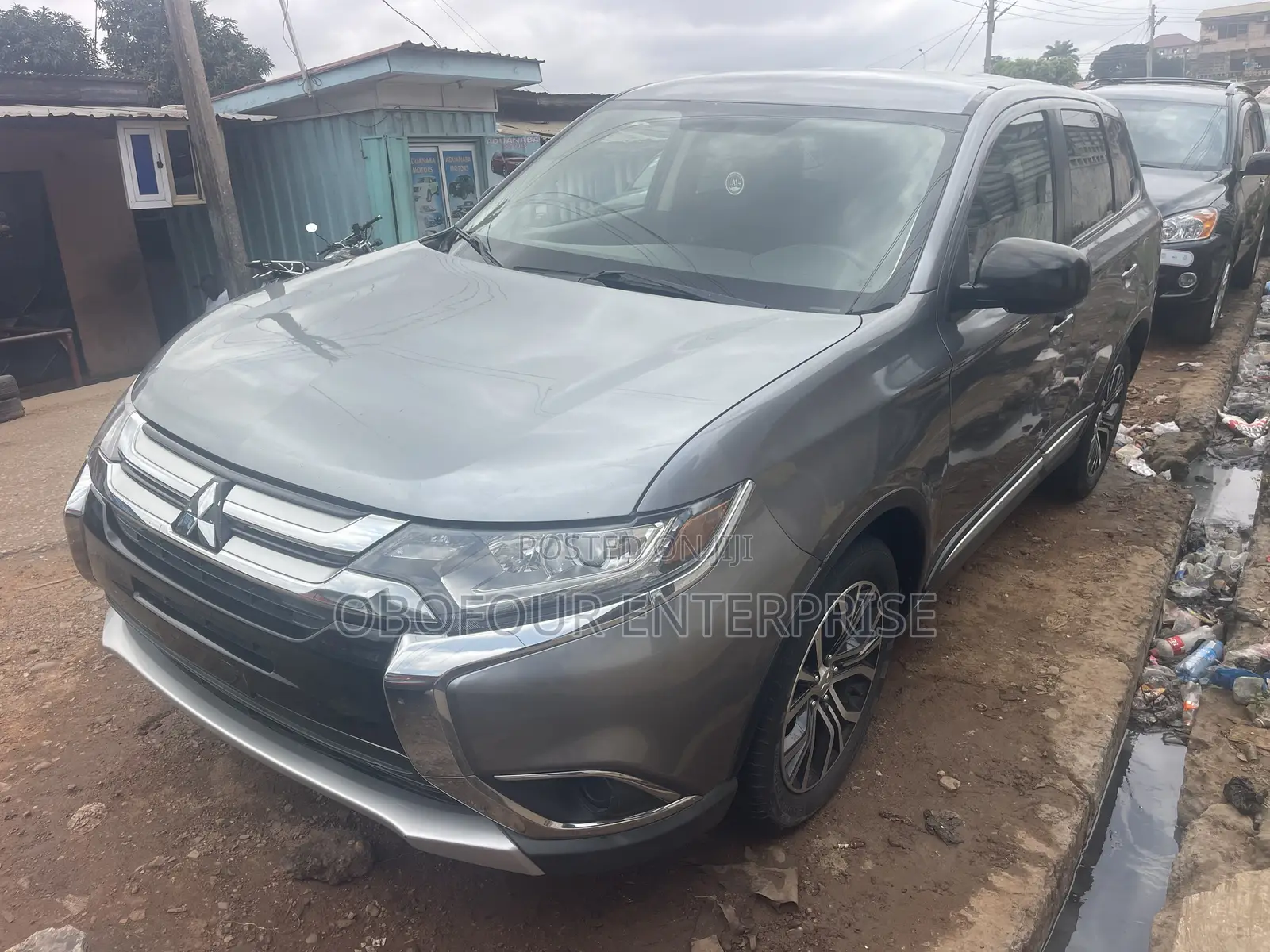Mitsubishi Outlander LE AWC 2018 Gray