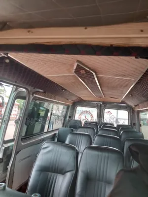 Mercedes-Benz Sprinter 2000 Green