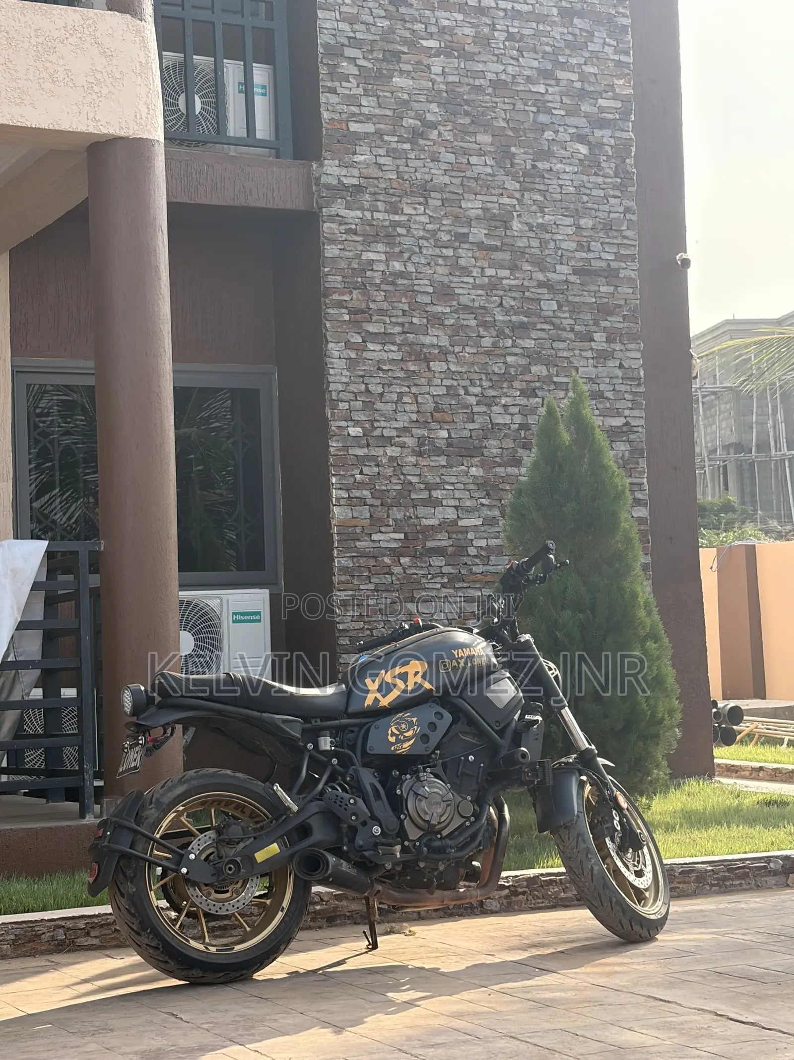 Yamaha 2025 Black