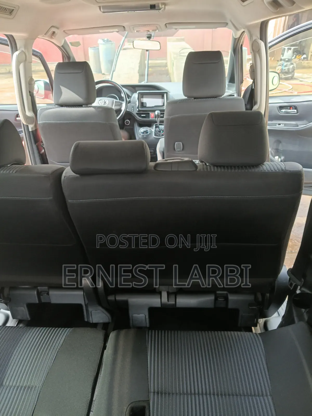Toyota Voxy ZS Kirameki 4WD 8-Seater 2015 Black