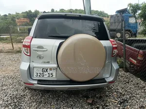 Toyota RAV4 2012 Silver