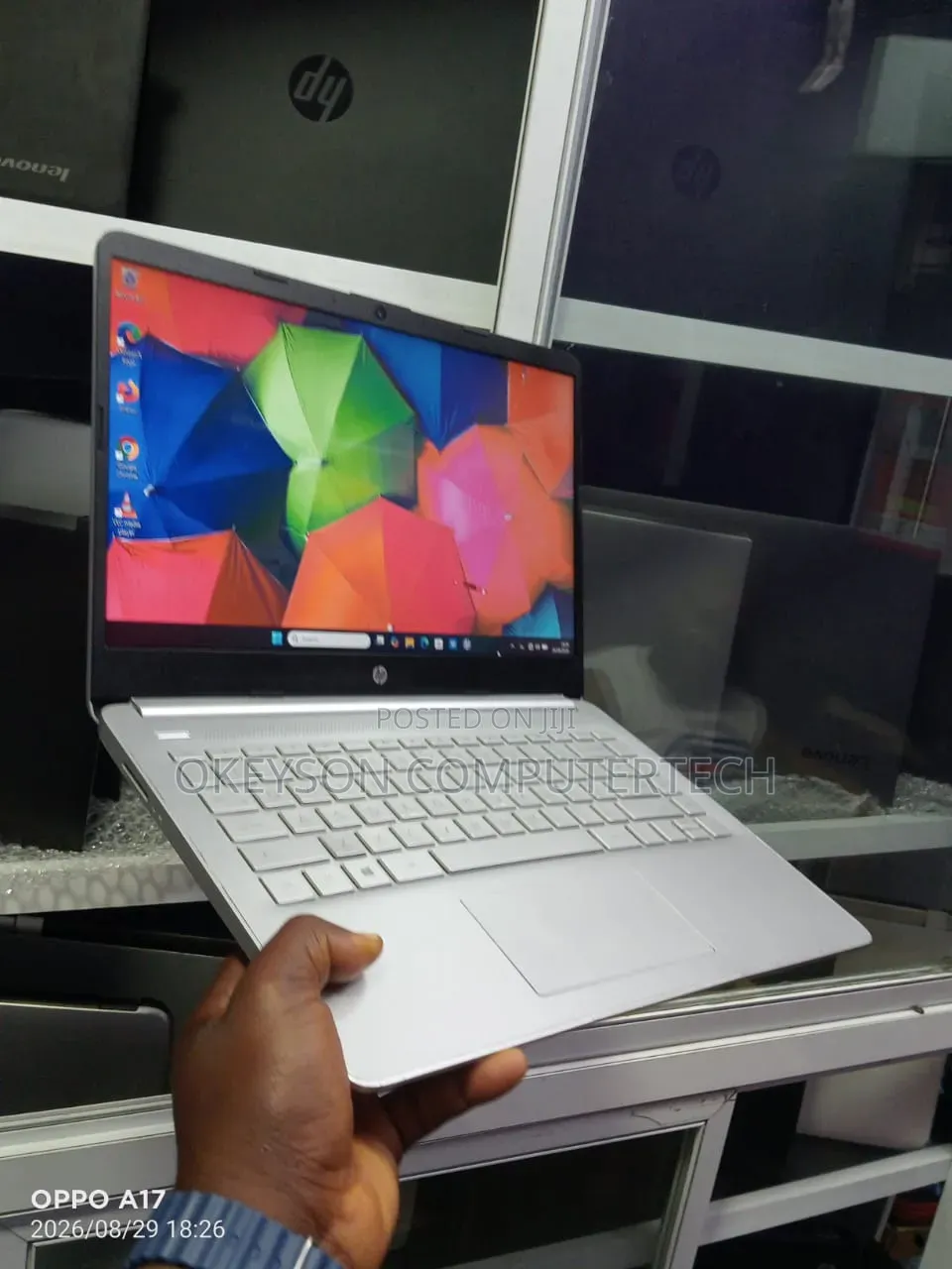 Laptop HP 14S 8GB Intel SSD 128GB