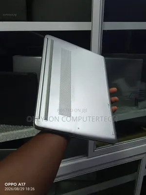 Laptop HP 14S 8GB Intel SSD 128GB