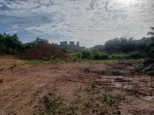 W/R, TAKORADI (APOWA-KINGSBURY) _ 1 Plot (80ft X 90ft) Land